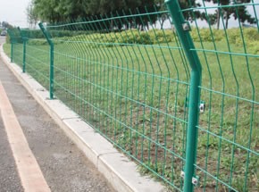 雙邊絲護(hù)欄網(wǎng)